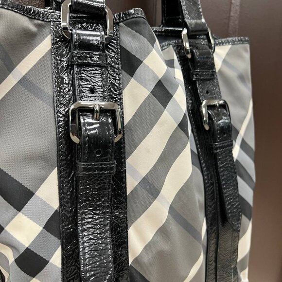 Burberry Beat Shoulder bag - Picture 6 of 8